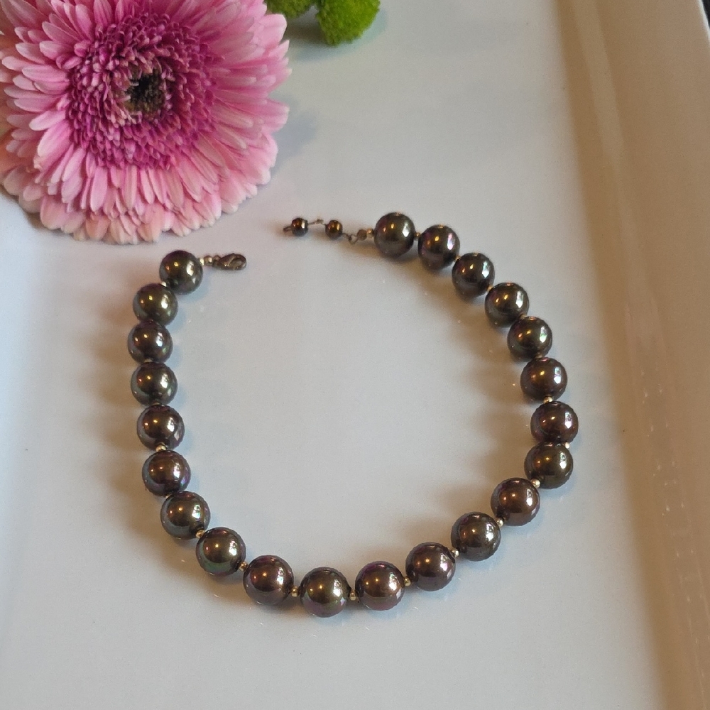 Lustrous Bronze Bead Necklace